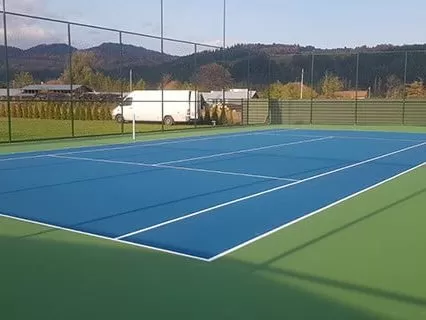 constructie teren tenis hard